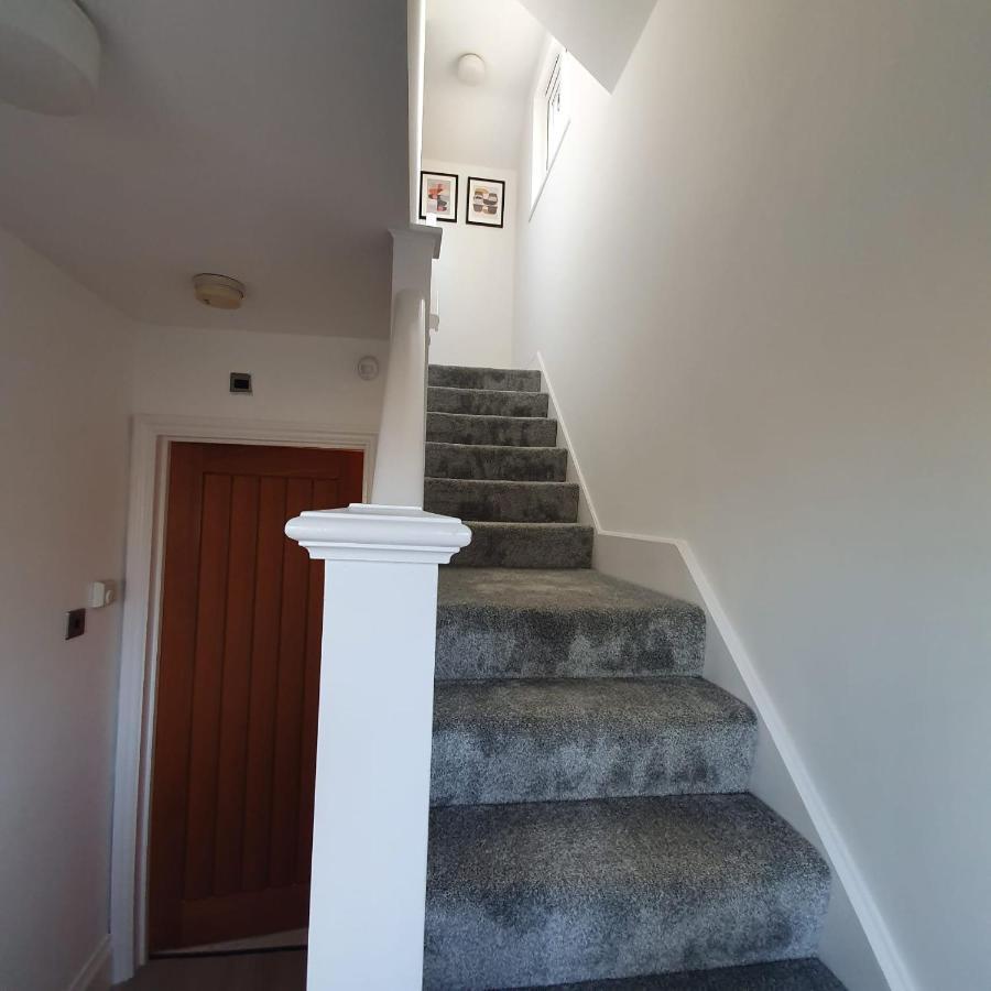 Spacious Beautiful And Warm Cottage With Parking Chelmsford Exterior foto